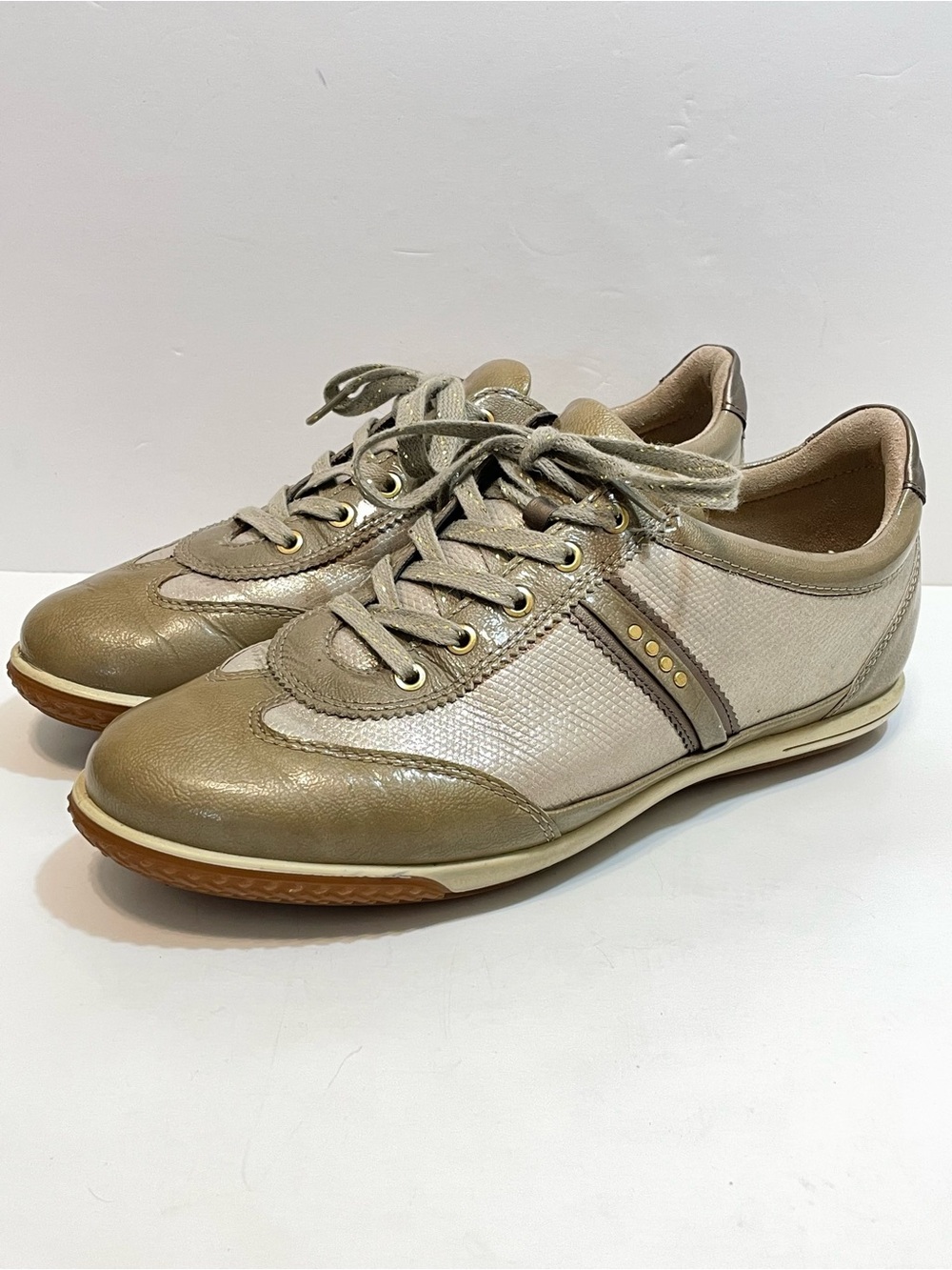 ECCO Hydromax Spikeless Golf Shoes Metallic Beige Leather Women's 38 US 7-7.5